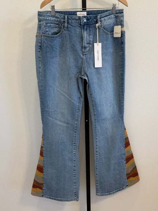 NWT DRIFTWOOD x Free People Farrah Sunset Embroidered Flare Leg Jeans Sz32 Boho - Picture 2 of 7